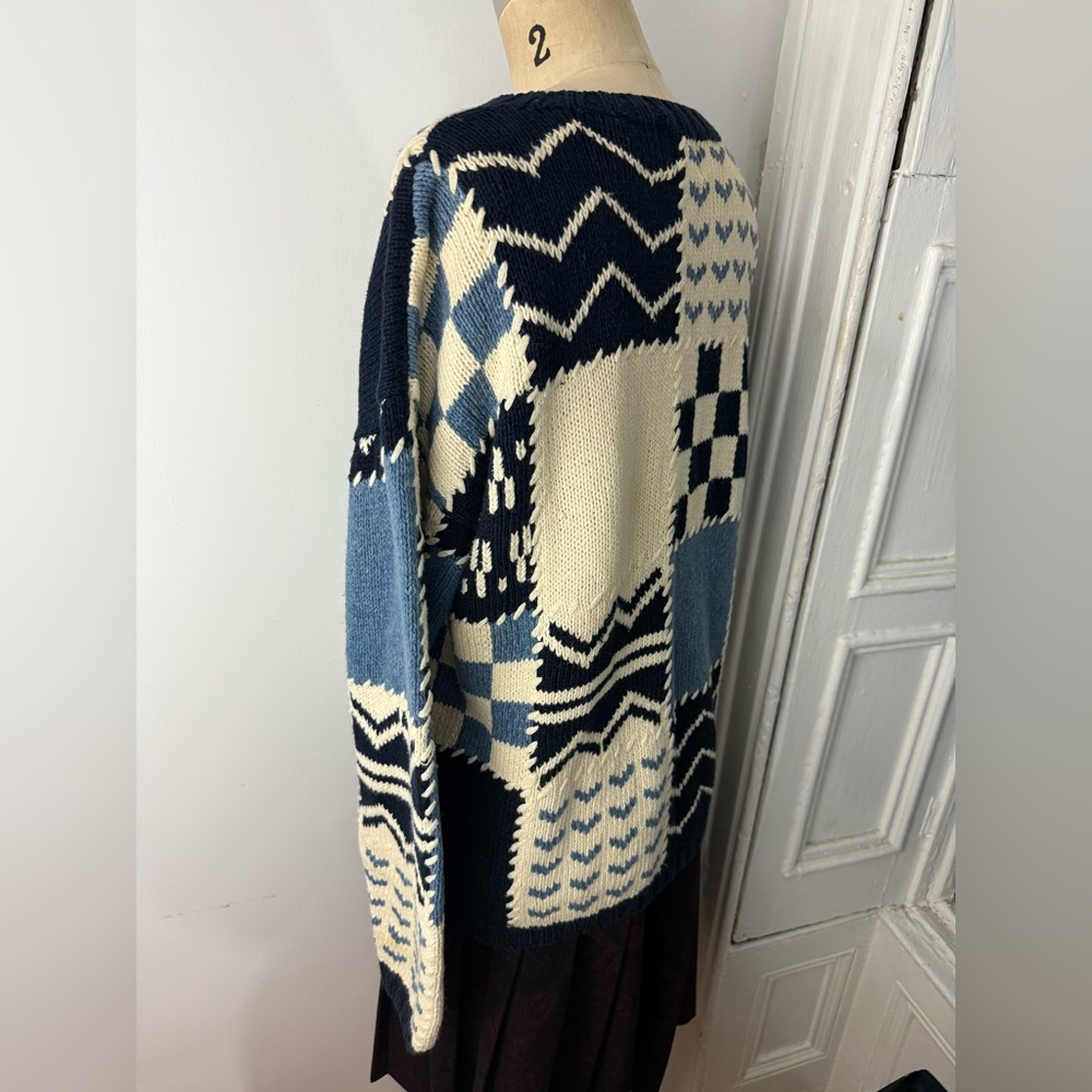 Marsh Landing Navy and Cream Knit Cardigan - Picture 3 of 13